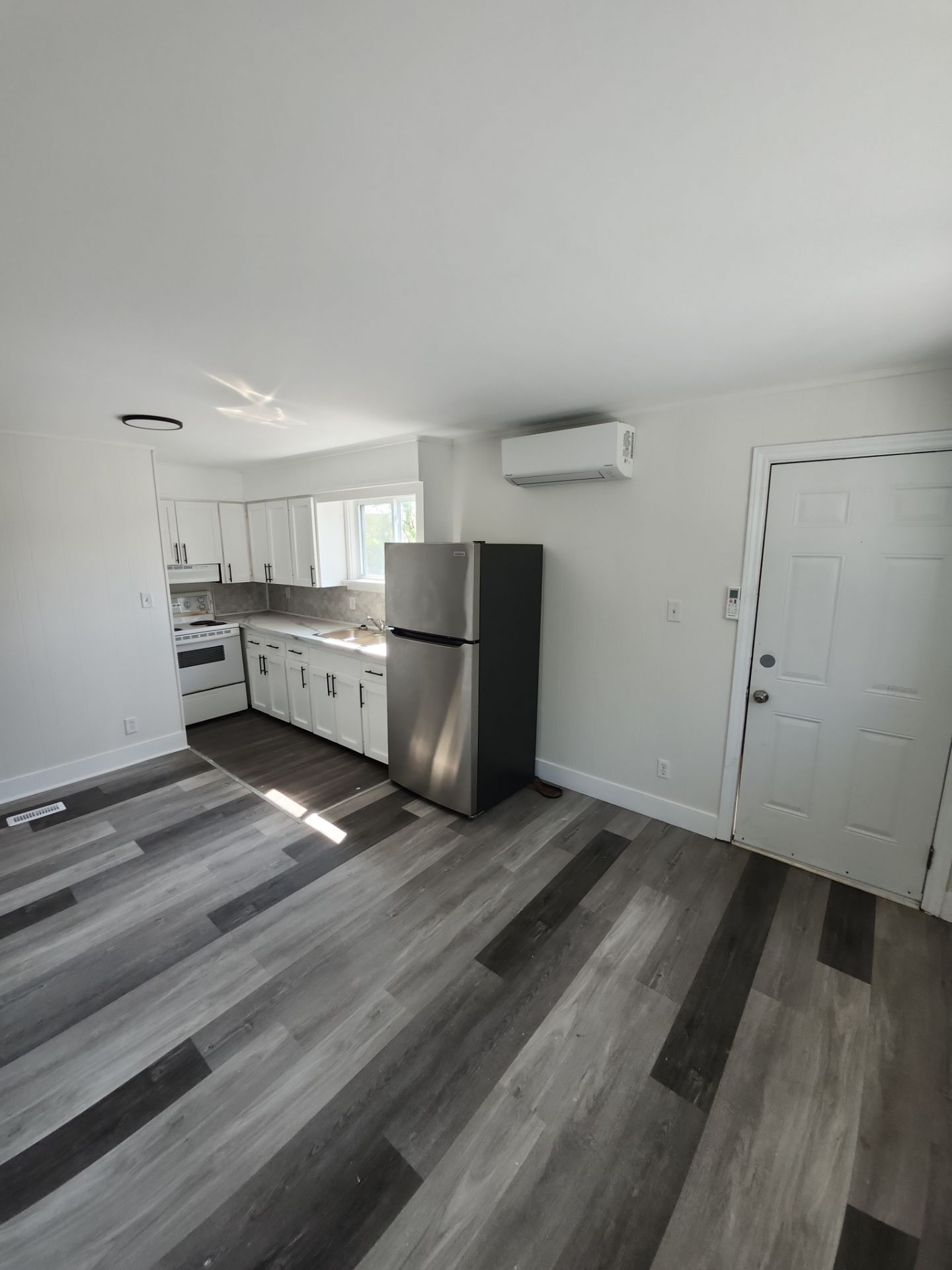 66 Walker Street - 66-4